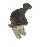 Hand Brake Valve
replaces Wabco: 961 723 217 0